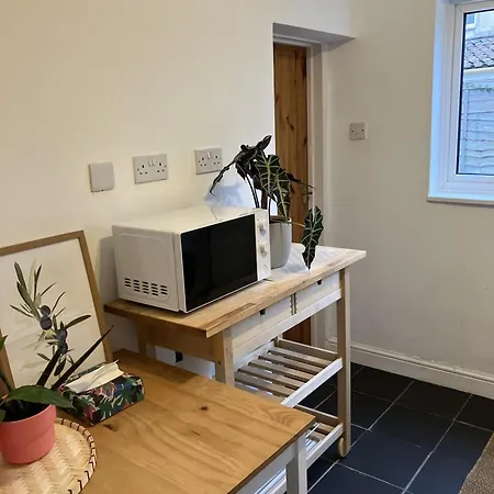 3 Bedroom House In Bedminster Near Wapping Wharf Holiday home Bristol